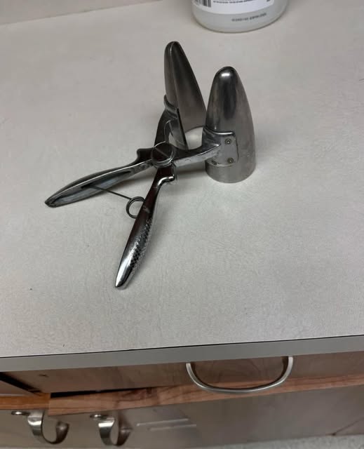 The Mystery of This Vintage Tool: What’s Its Purpose?